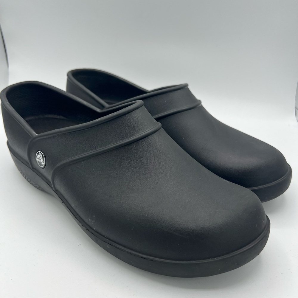 Crocs Neria Women’s Nurse Shoes Clogs 11‎ Slip Resistant Work Comfort Black EUC